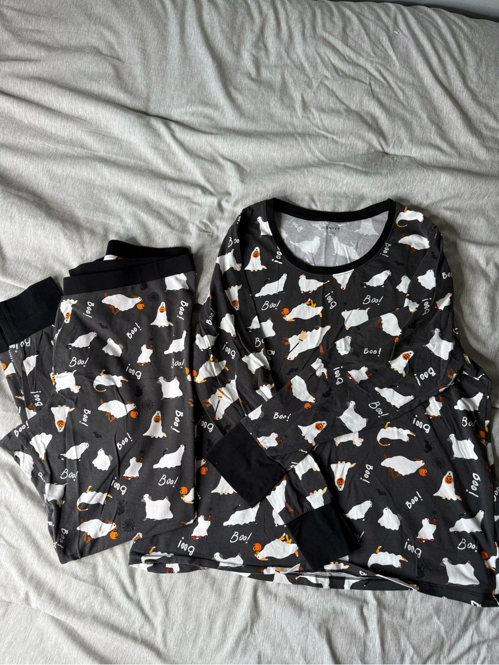 Women’s black Ghost Print Pajama Set